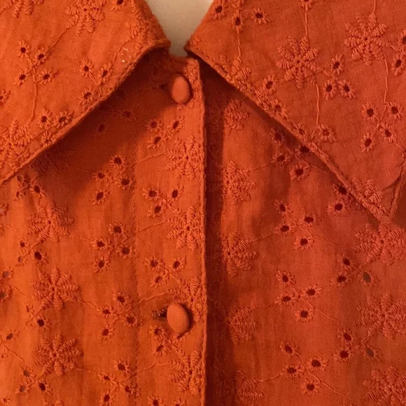 Solitare beautiful eyelet blouse - Picture 4 of 5